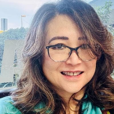 Profile photo of Jeannie L.