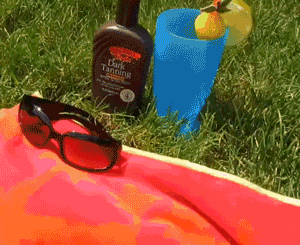 http://giphy.com/gifs/day-summer-lazy-rFAYqK1jRxZEQ