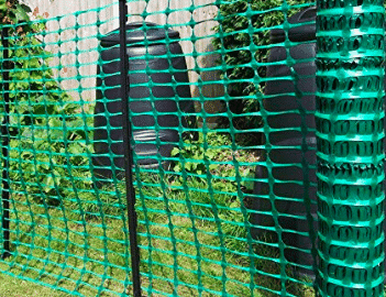 chicken wire to keep dog from digging