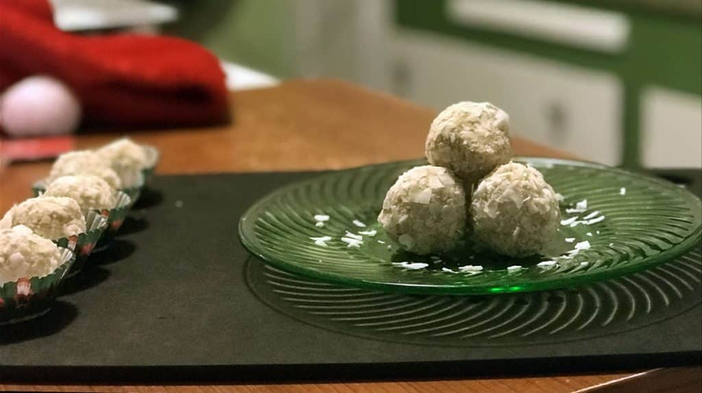 plate of no bake snowball winter treats for dogs