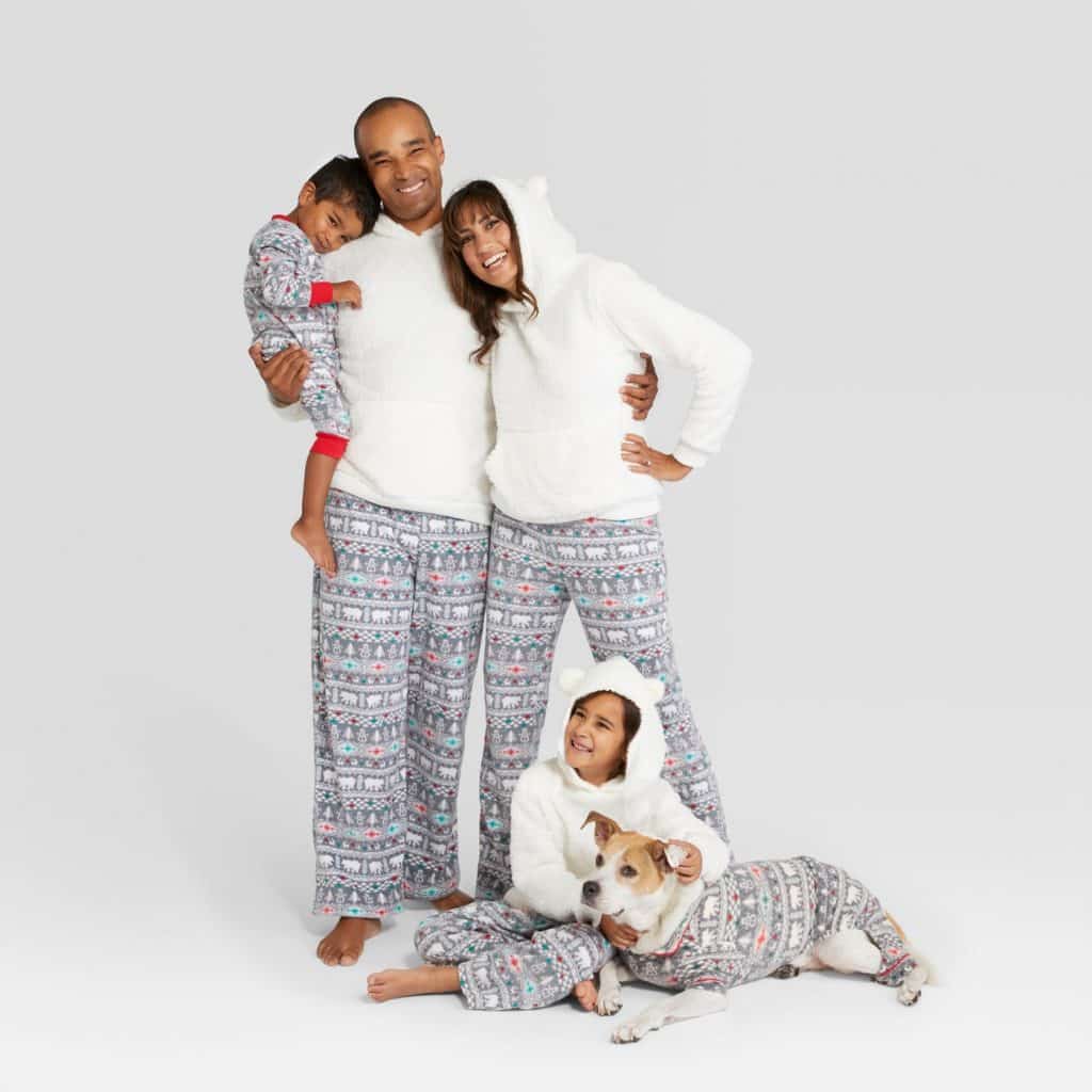 Family and Dog Christmas Pajamas: Matching Fun for the ...