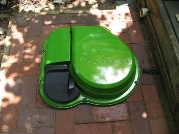 Tulsan-Dog-Toilet