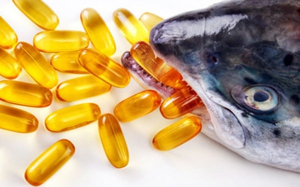 fish mouth and fish oil capsules