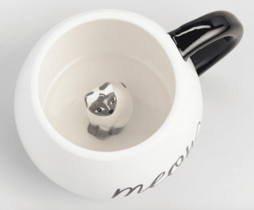 Siamese cat mug with cat at bottom