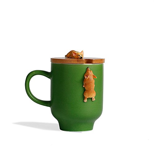 green mug gift with wood lid and two Corgi figures, one lying on lid and one on side of mug