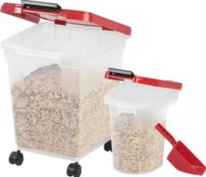 Iris food storage container and scoop combo