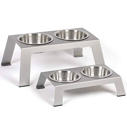 Raised rectangular stainless steel food dishes