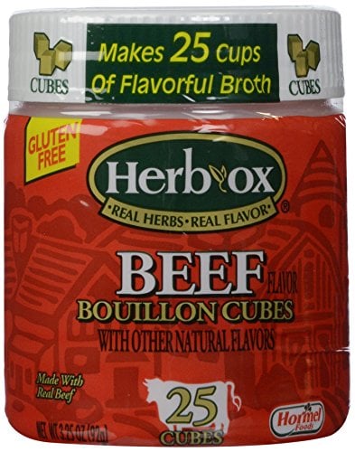 Beef broth cubes with herbs