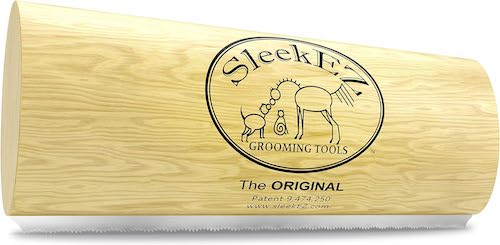 Wood and metal blade grooming tool for deshedding. 