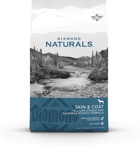 A blue and white bag of DIAMOND Naturals dog food.