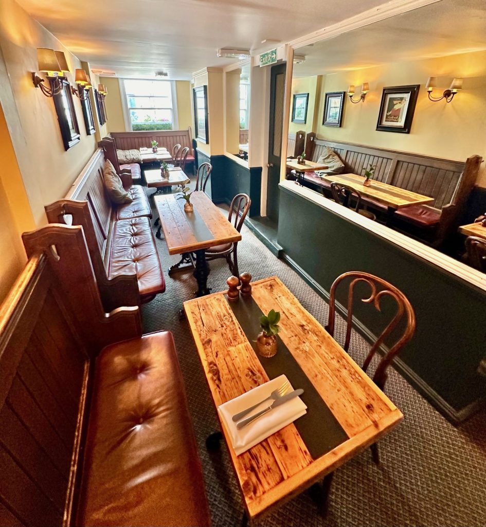 Ladbroke Arms, Notting Hill, Interior