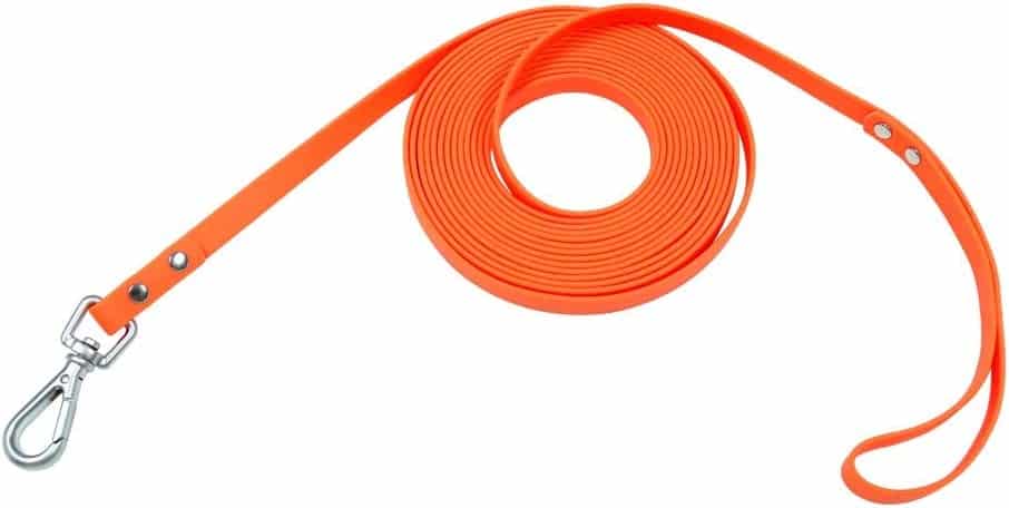 Nimble waterproof leash in orange
