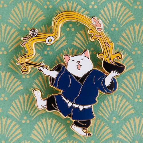 Ramen cat pin