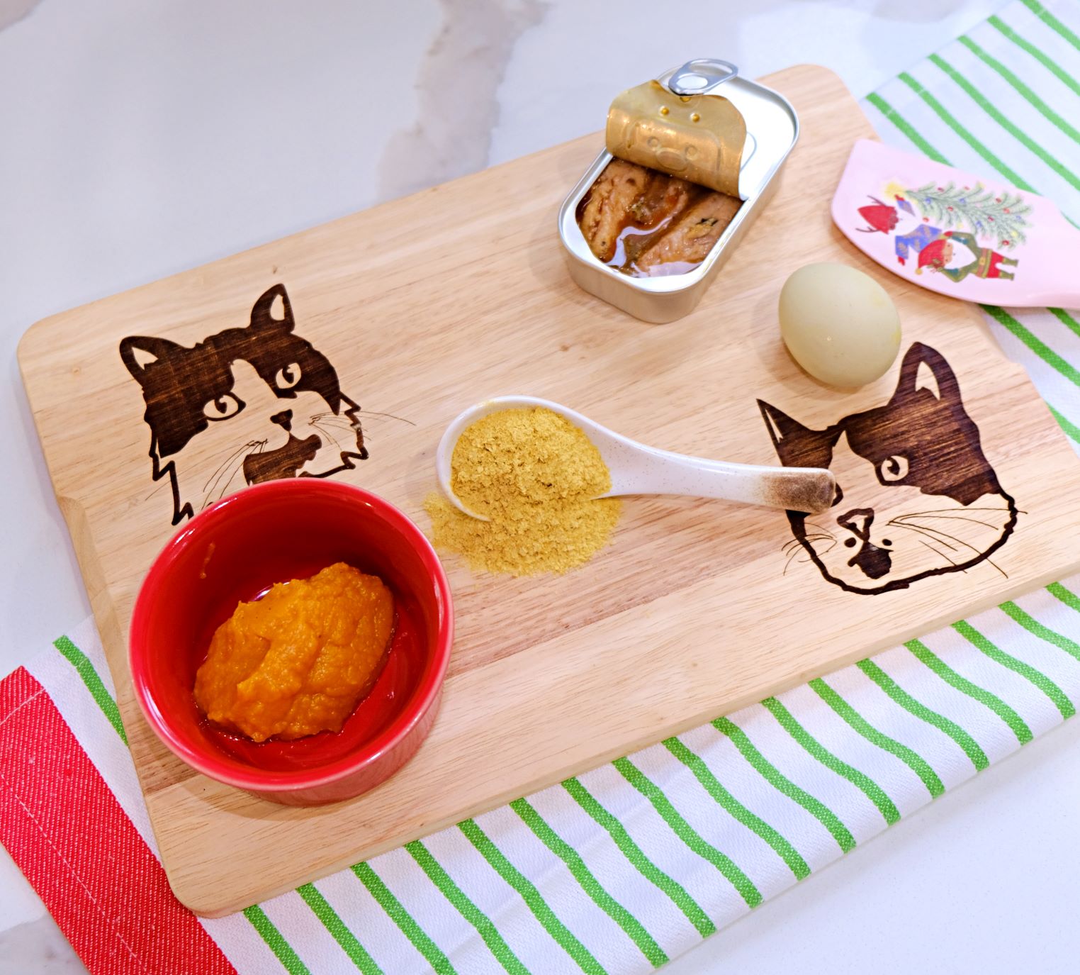 Cheesy Holiday Cat Treat ingredients on cutting board