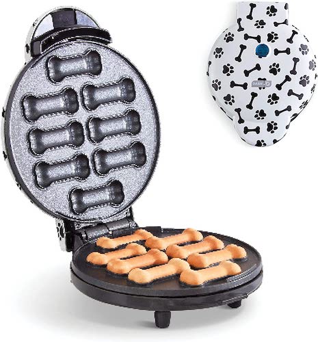 Black and white DASH dog waffle iron baking gear