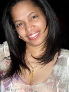 Sitter Profile Image: Robin R.