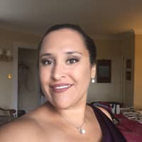 Sitter Profile Image: Lyn H.