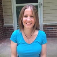 Sitter Profile Image: Laura L.