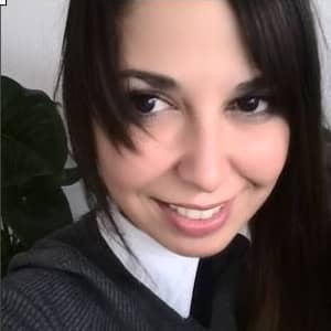 Elena R.