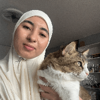 Sitterprofilbild: Yasmine L.