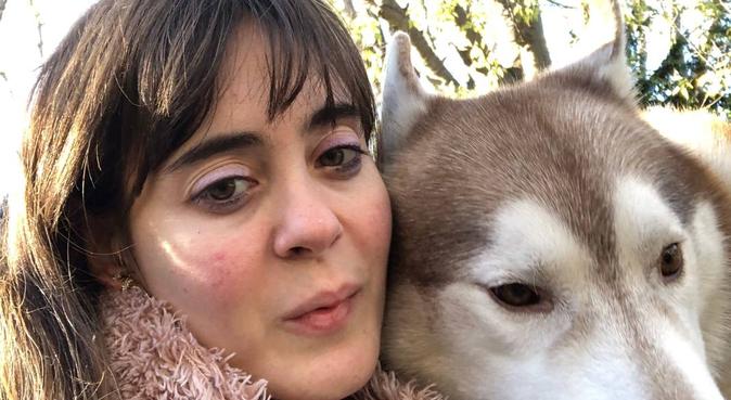Divertimenti, coccole, giochi e passeggi con Laura, dog sitter a Genova, GE, Italia