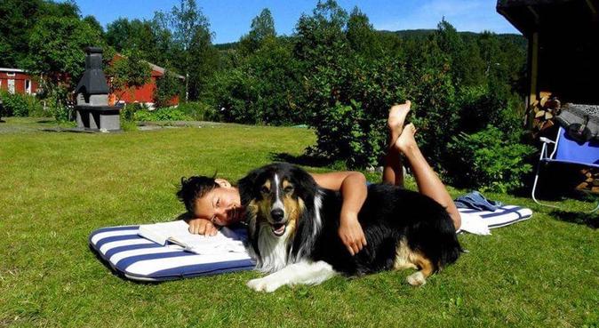 Livet er best ute! -og helst med hund 🐶, hundepassere i Trondheim, Norge