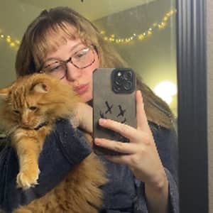 Sitter Profile Image: Joelle W.