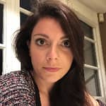 Sitter Profile Image: Louise C.