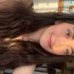 Sitter Profile Image: Léa M.