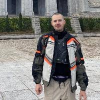 Sitter Profile Image: Pedro E.