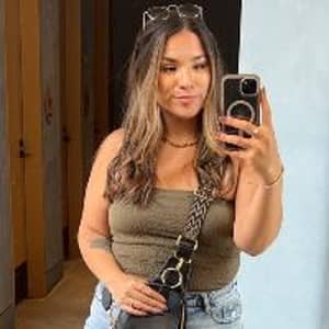 Sitter Profile Image: Victoria G.