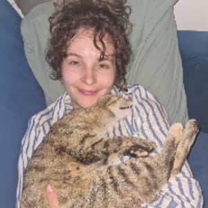 Sitter Profile Image: Lucie B.