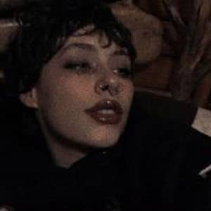 Sitter Profile Image: Lilith W.