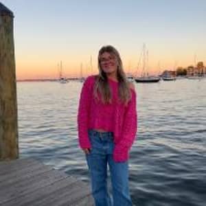 Sitter Profile Image: Gillian H.