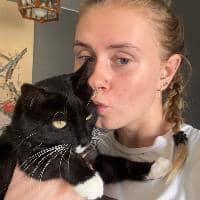 Sitter Profile Image: Ida V.