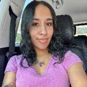 Sitter Profile Image: Victoria T.