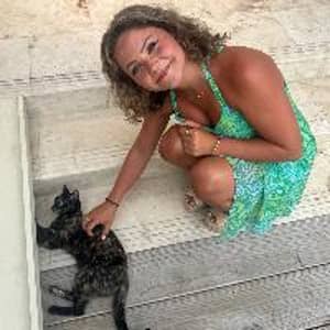 Sitter Profile Image: Elizabeth C.