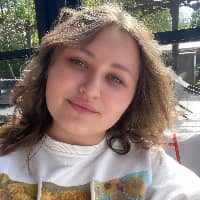 Sitter Profile Image: Olena C.