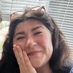 Sitter Profile Image: Laura H.