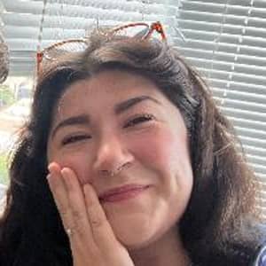 Sitter Profile Image: Laura H.