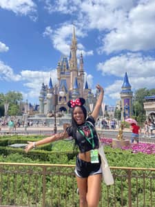 Sitter Profile Image: Layla T.