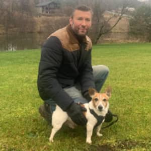 Sitter Profile Image: Dmitry K.