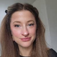 Sitter Profile Image: Amanda H.