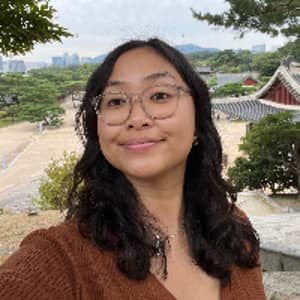 Sitter Profile Image: Corliss L.