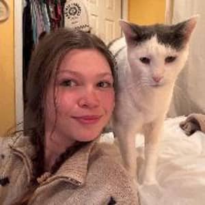 Sitter Profile Image: Emily W.