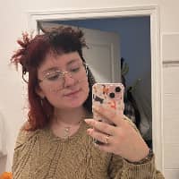 Sitter Profile Image: Samuèle G.