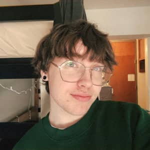 Sitter Profile Image: Parker R.