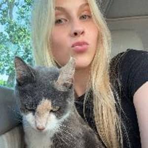 Sitter Profile Image: Madison O.