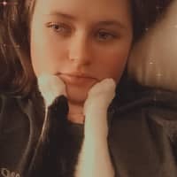 Sitter Profile Image: Lindsey P.