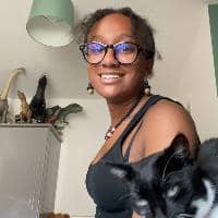 Sitter Profile Image: Maëlys C.